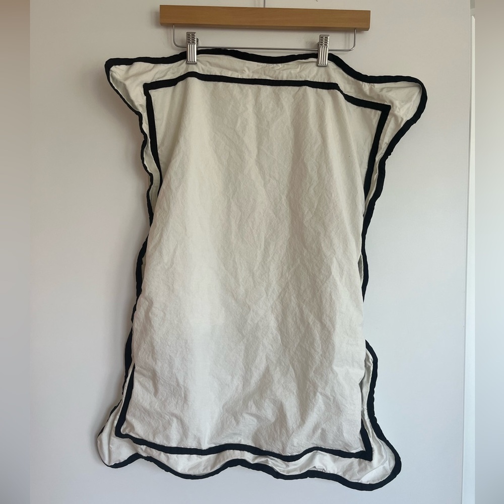 PBTEEN EMILY AND MERRIT BW RUFFLE PILLOWCASES